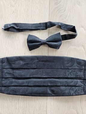 Bow Tie & Cummerbund Set - Black